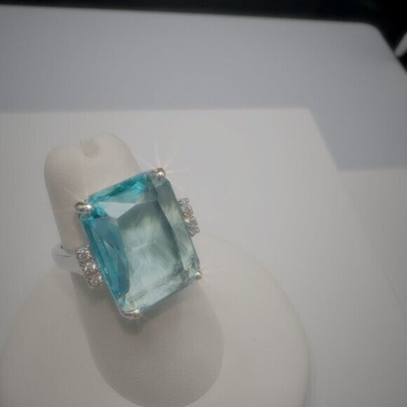 Aquamarine CZ Silver Tone Cocktail Ring Size 6 to 10 - Picture 4 of 11